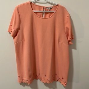 ALFRED SUNG | Peach Top Cut Flowers Hem